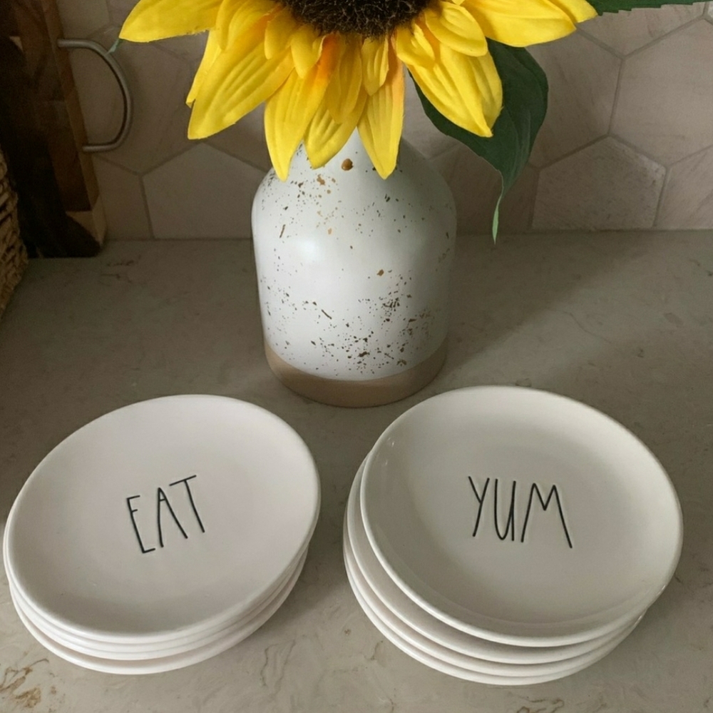 Rae Dunn EAT and YUM Ceramic plate set of  6"